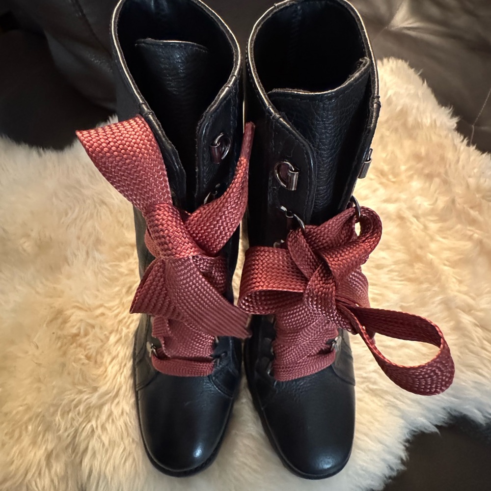 Schutz Black Leather Boots with Red Laces - Picture 9 of 12